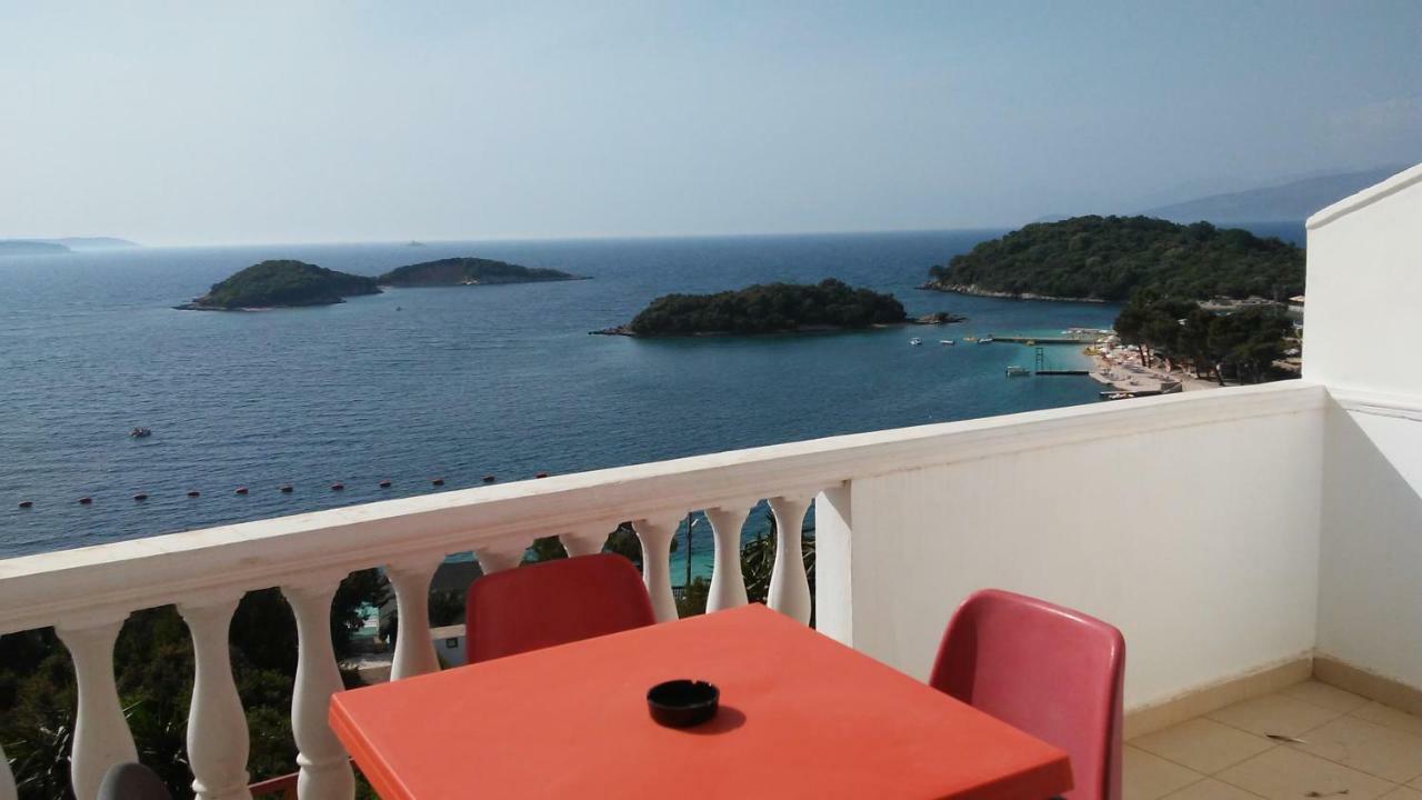 Hotel Majestic Ksamil Bagian luar foto