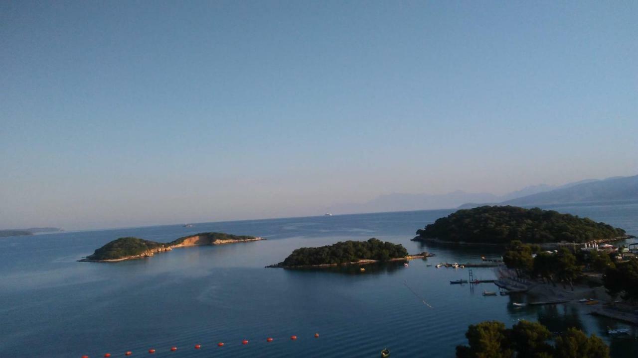 Hotel Majestic Ksamil Bagian luar foto